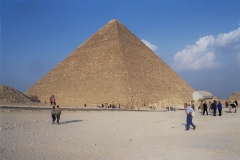 Giza pyramids - Egypt - 2002 - Foto: Ole Holbech