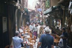 Khan El-Khalili Market - Cairo - Egypt - 2002 - Foto: Ole Holbech